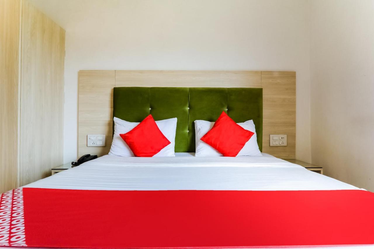 Hotel Sita Kiran Bareilly Ngoại thất bức ảnh