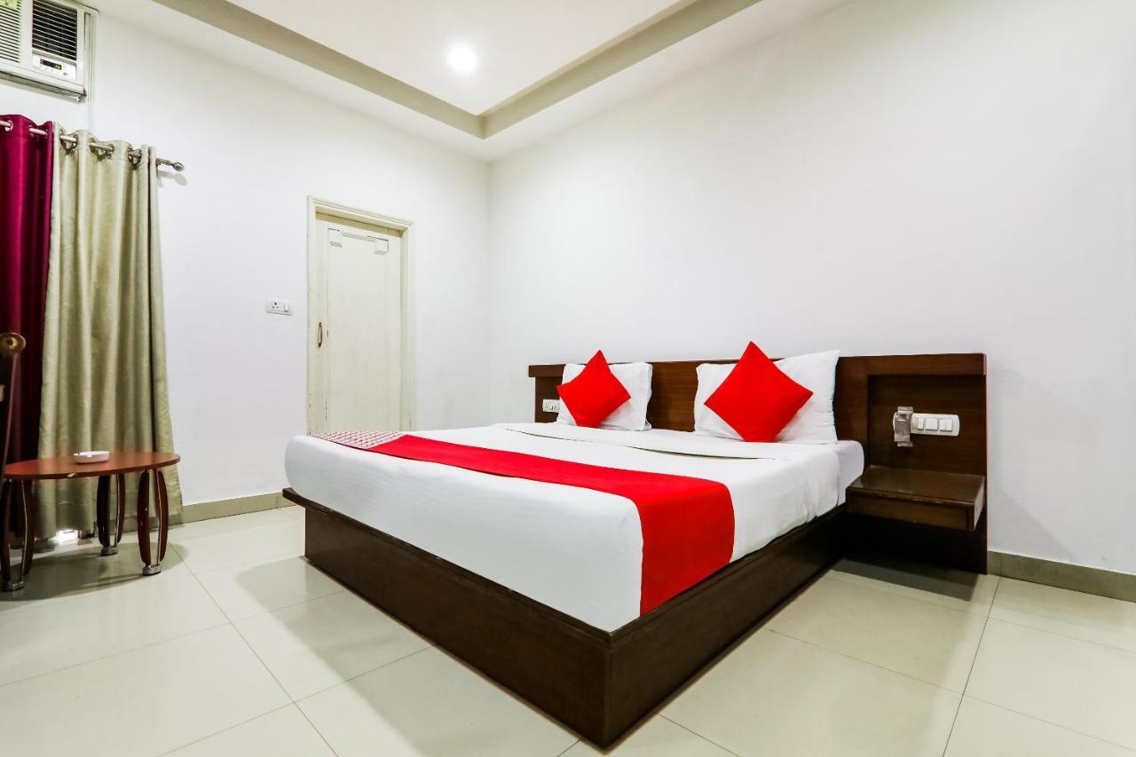 Hotel Sita Kiran Bareilly Ngoại thất bức ảnh