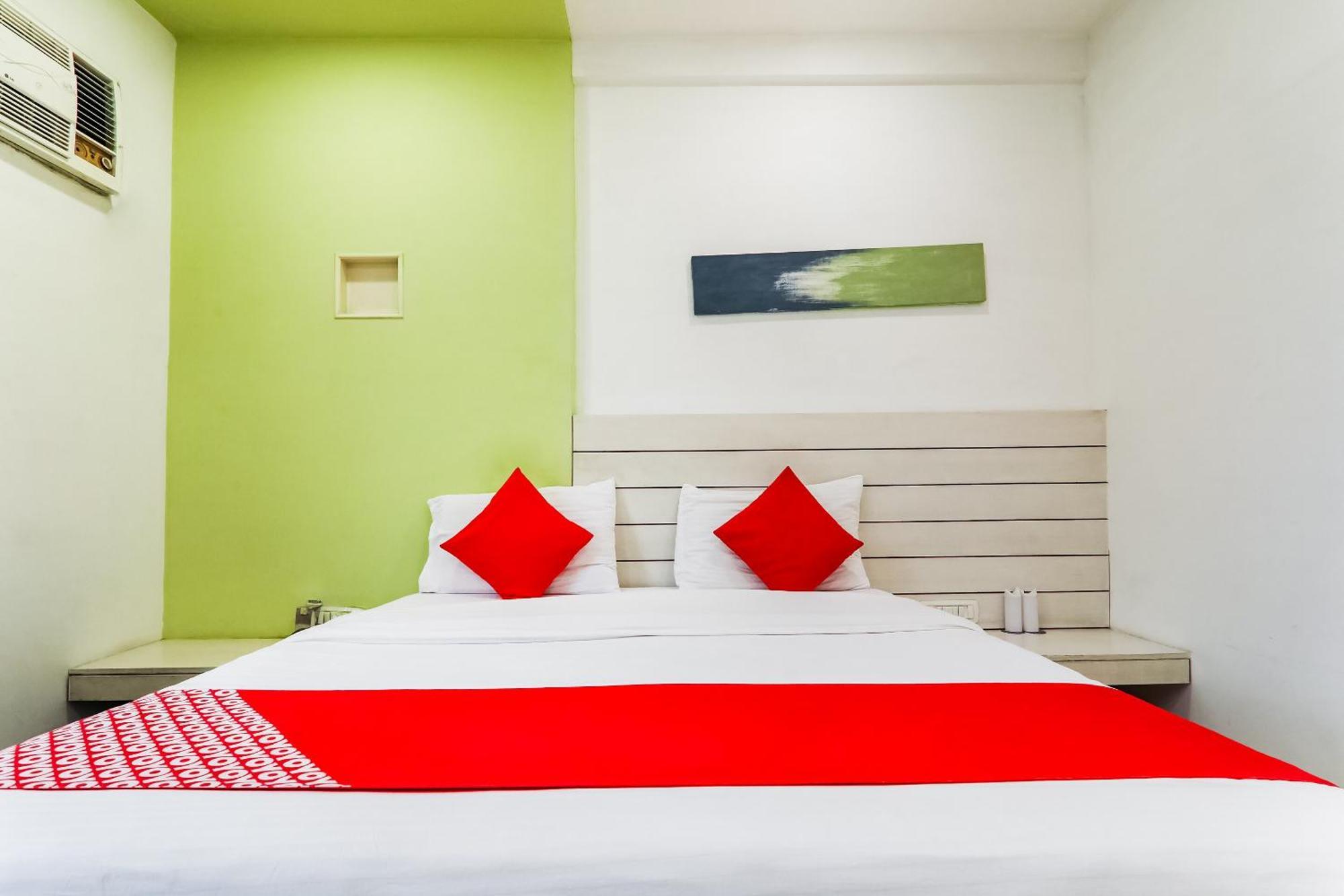 Hotel Sita Kiran Bareilly Ngoại thất bức ảnh