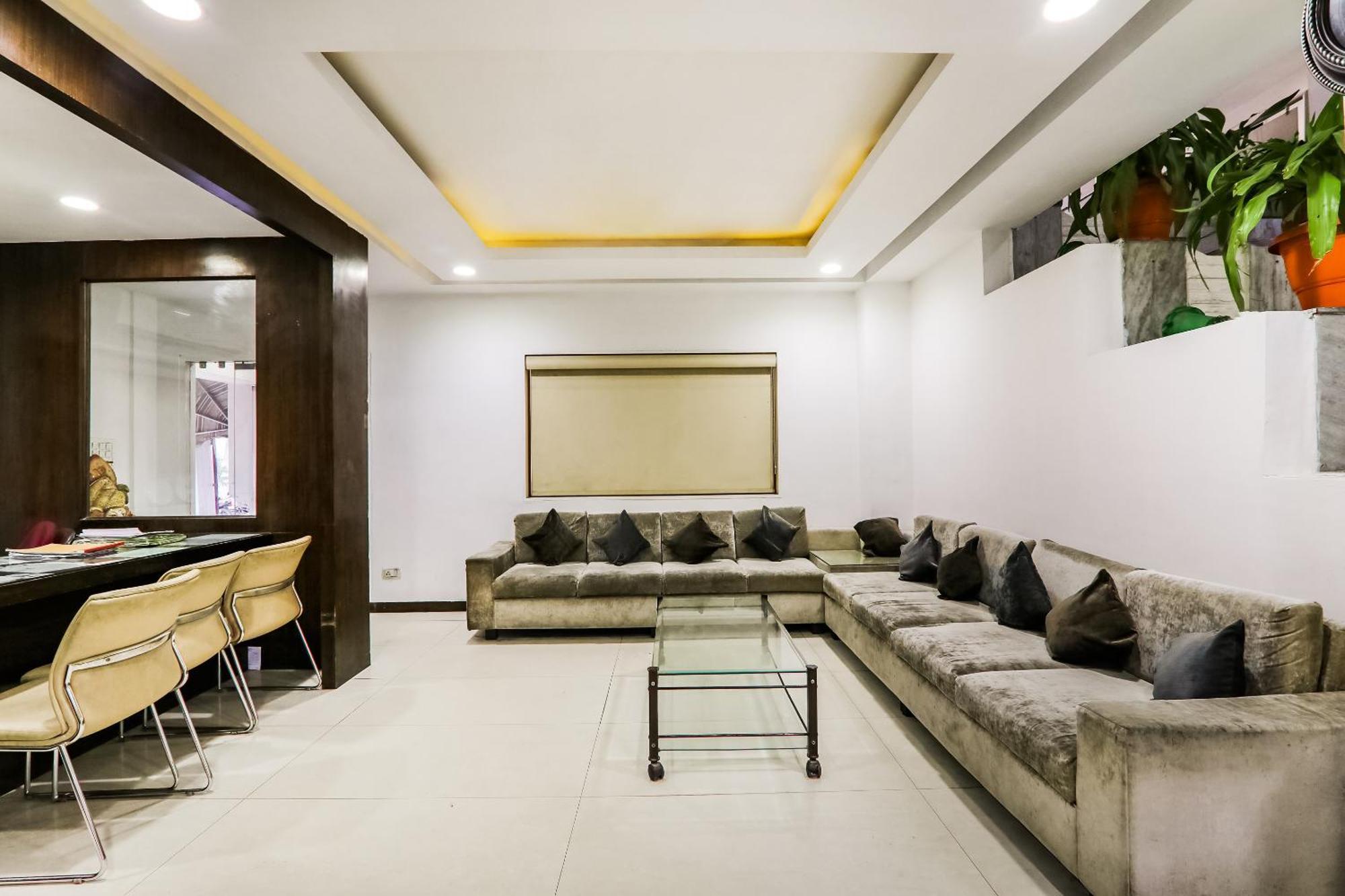 Hotel Sita Kiran Bareilly Ngoại thất bức ảnh